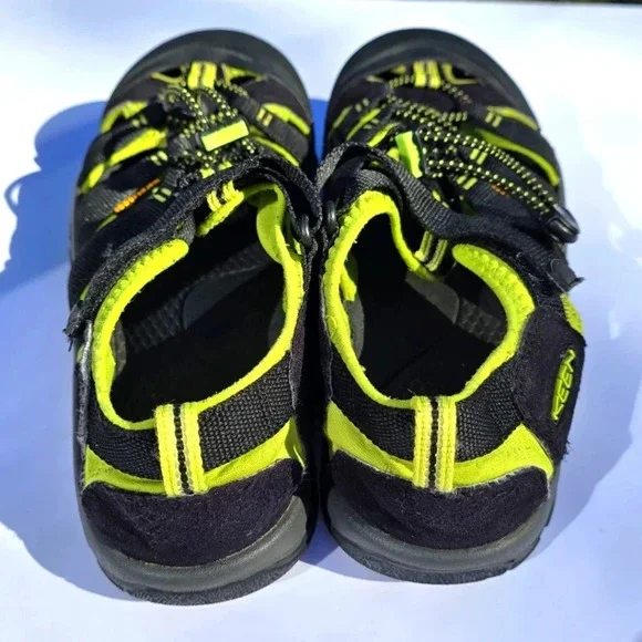 Keen Newport H2 Hiking Outdoors Water Sport Sandals Black Women 8-8.5 Big Kid 7 - Picture 11 of 12